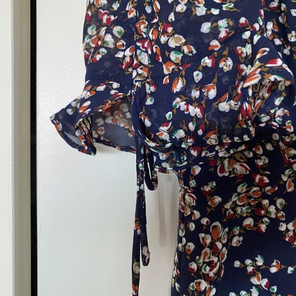 Robe bleu foncée à manches courtes et petites fleurs - Picture 2 of 5